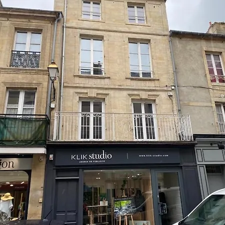 Center 1 *